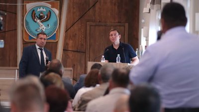 Фото В Республике Алтай примут меры для борьбы с незаконным вывозом скота